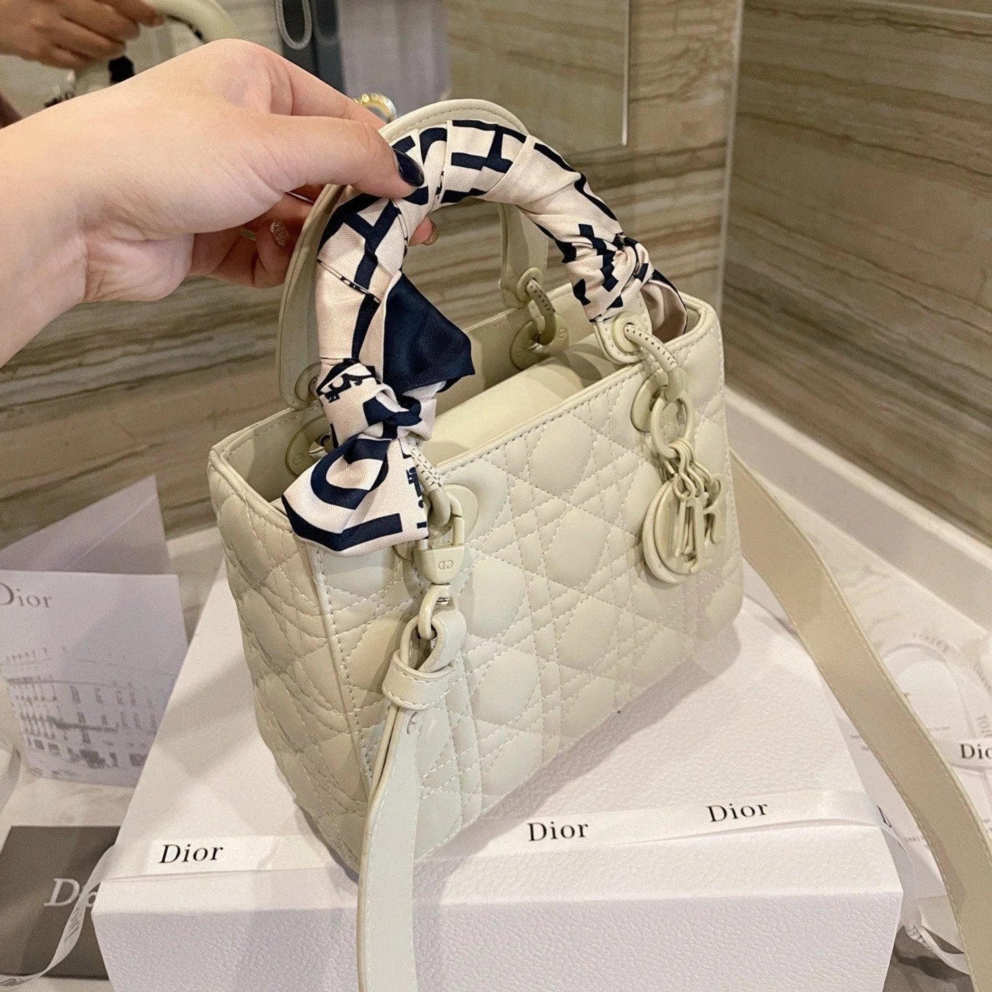 Exquisite+leather+bags-532