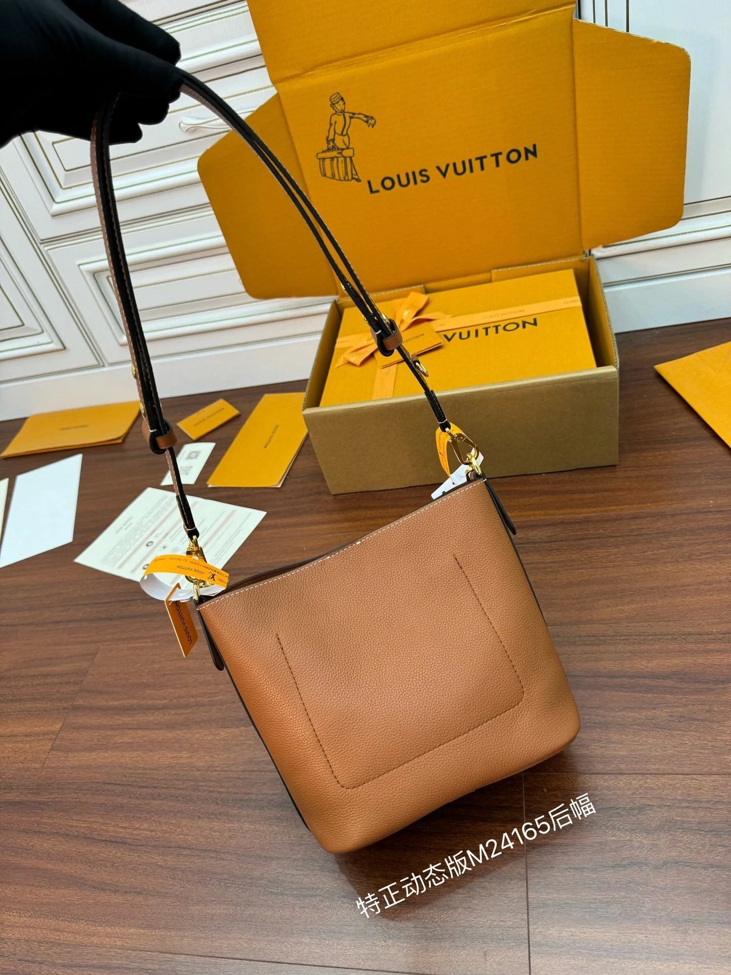 Exquisite+leather+bags-157