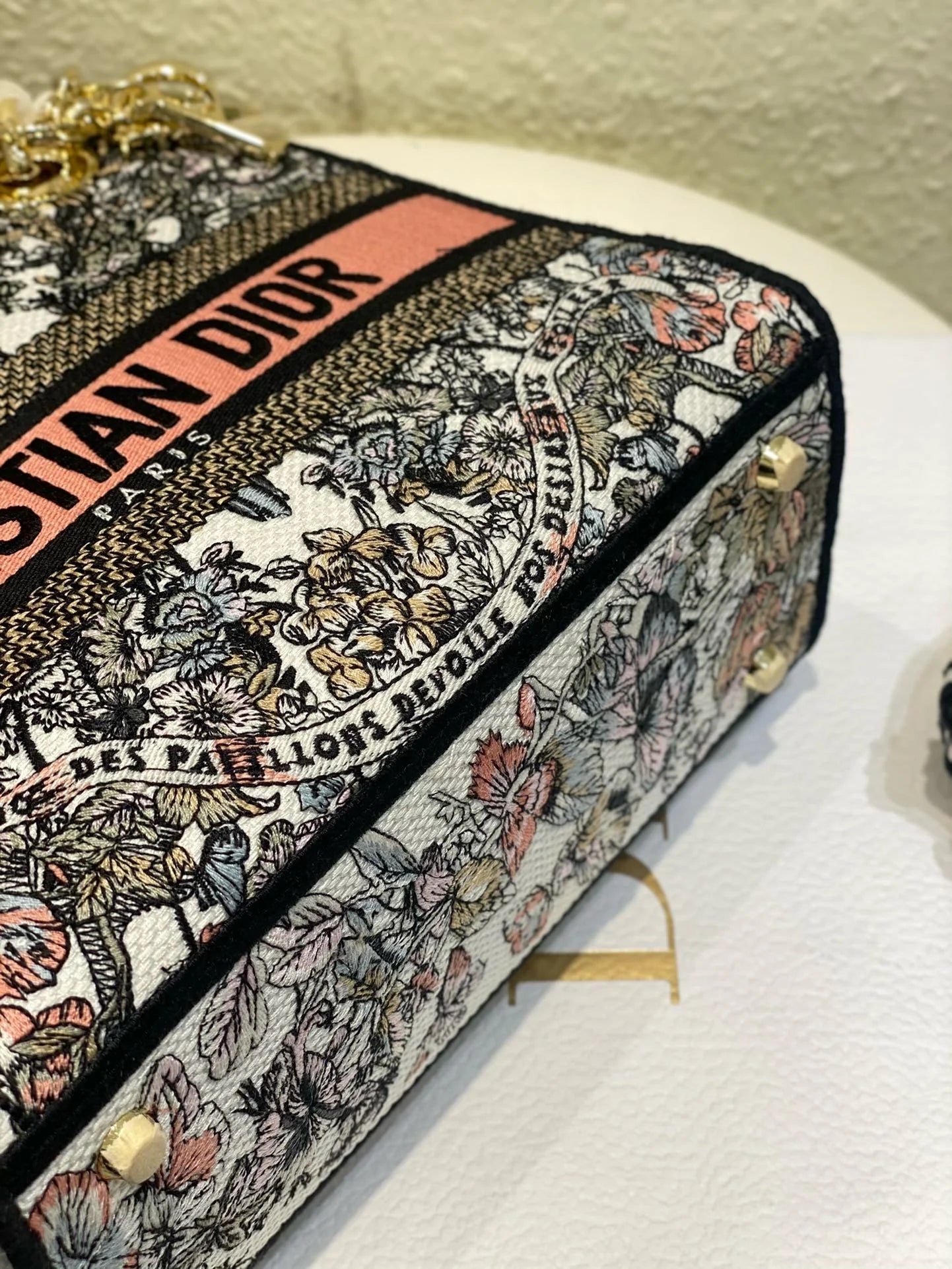 Exquisite+leather+bags-142