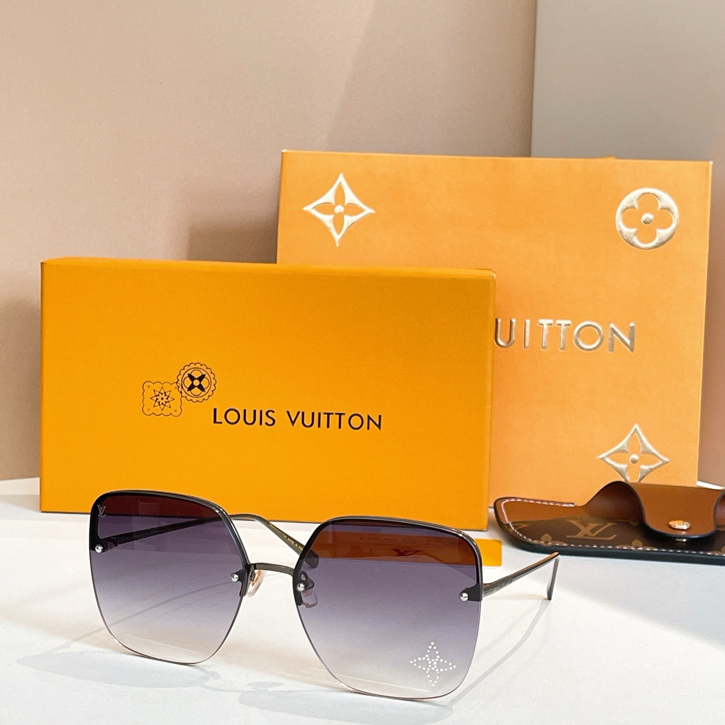 New Prismatic Gradient Sunglasses