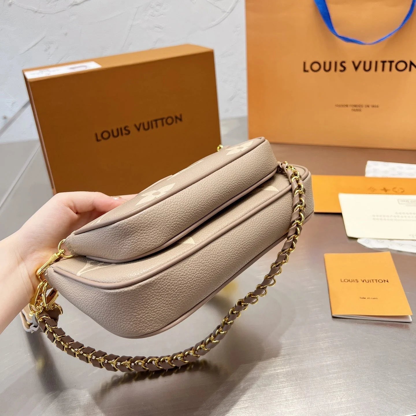 Exquisite+leather+bags-441