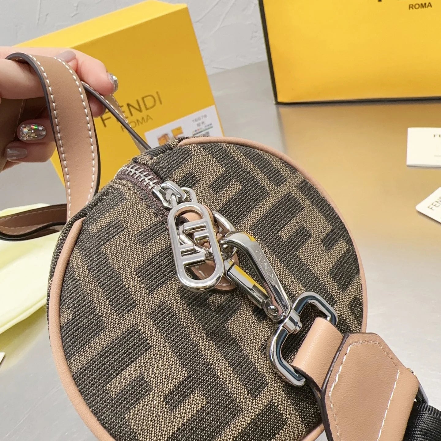 Exquisite+leather+bags-600