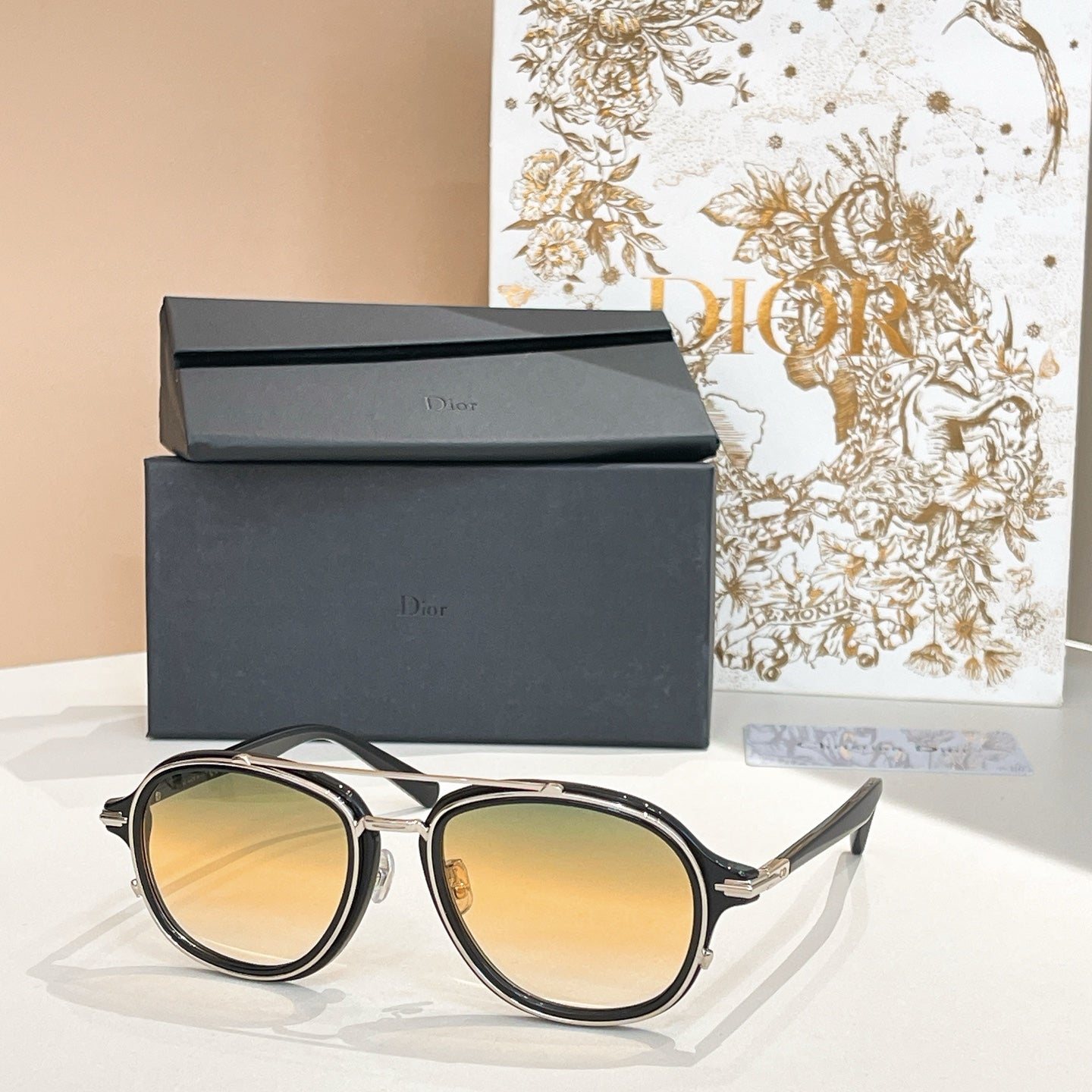 New round sunglasses