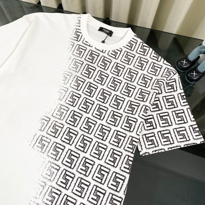 New gradient color t-shirt