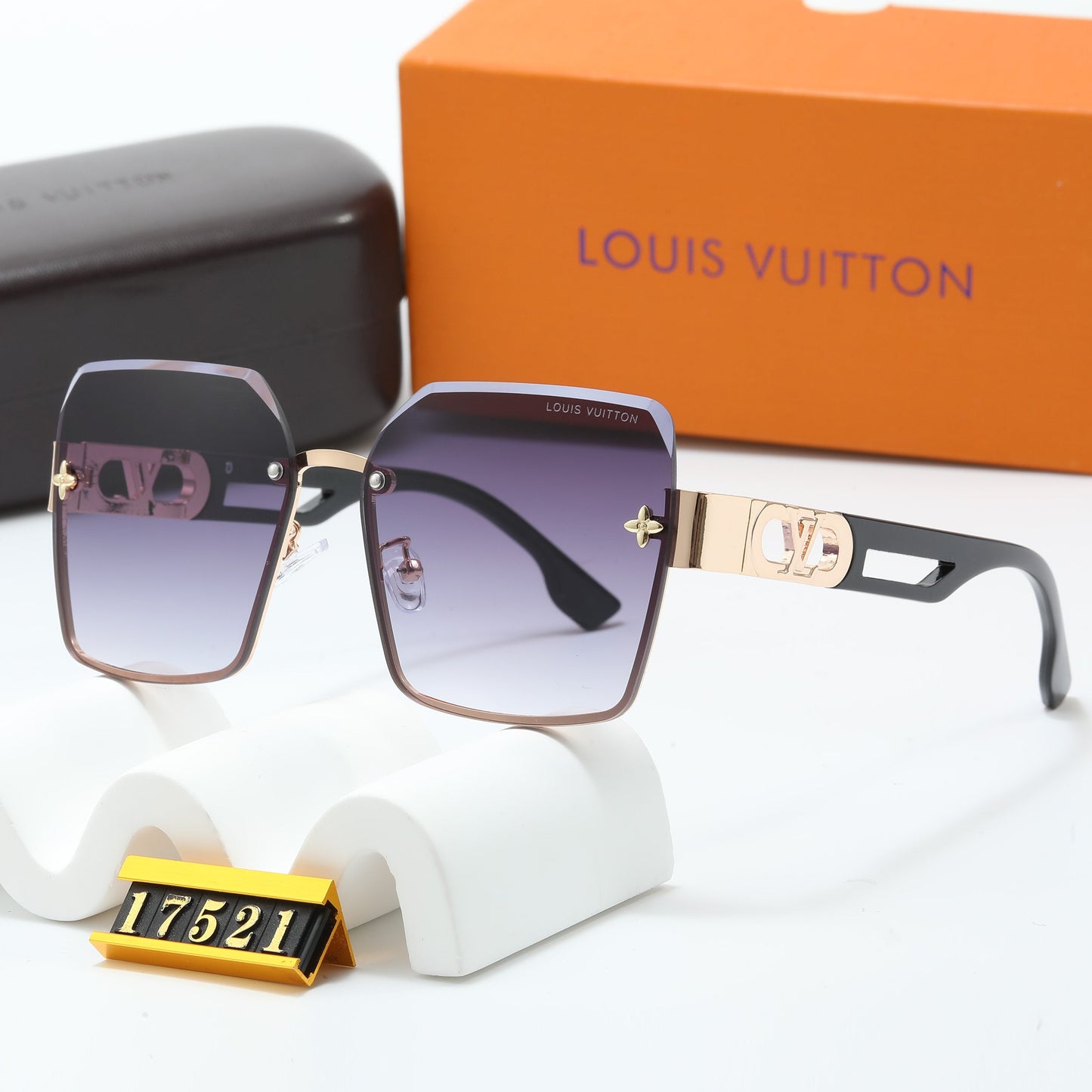 6 Colors Fashion Square Frame Sunglasses 17521