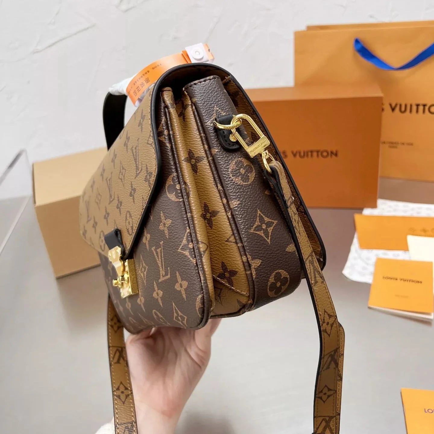 Exquisite+leather+bags-566