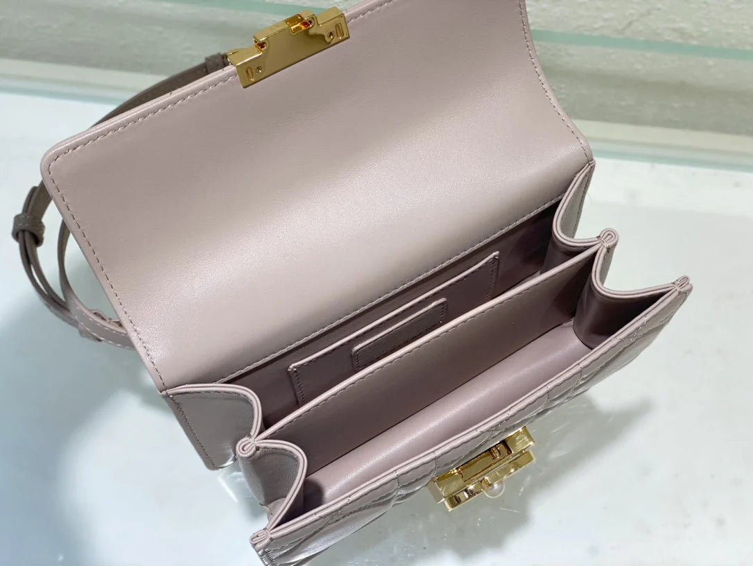 Exquisite+leather+bags-71