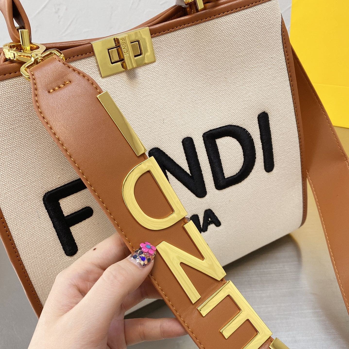 Exquisite+leather+bags-525