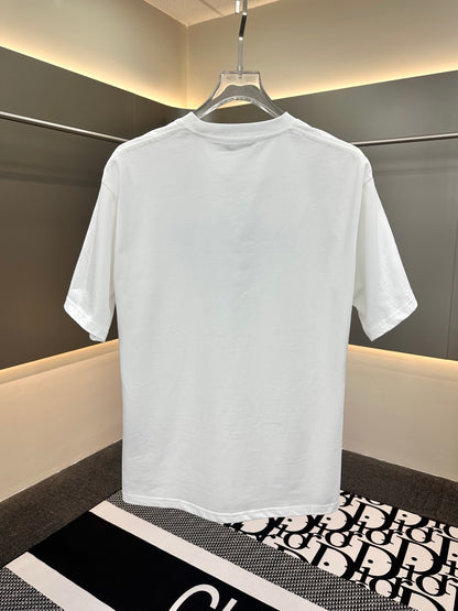 New high quality patch embroidery t-shirt