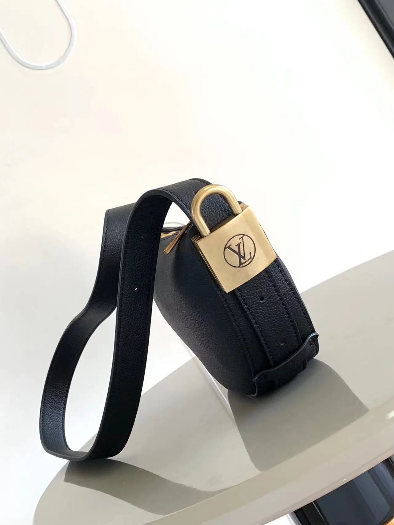 Exquisite+leather+bags-384