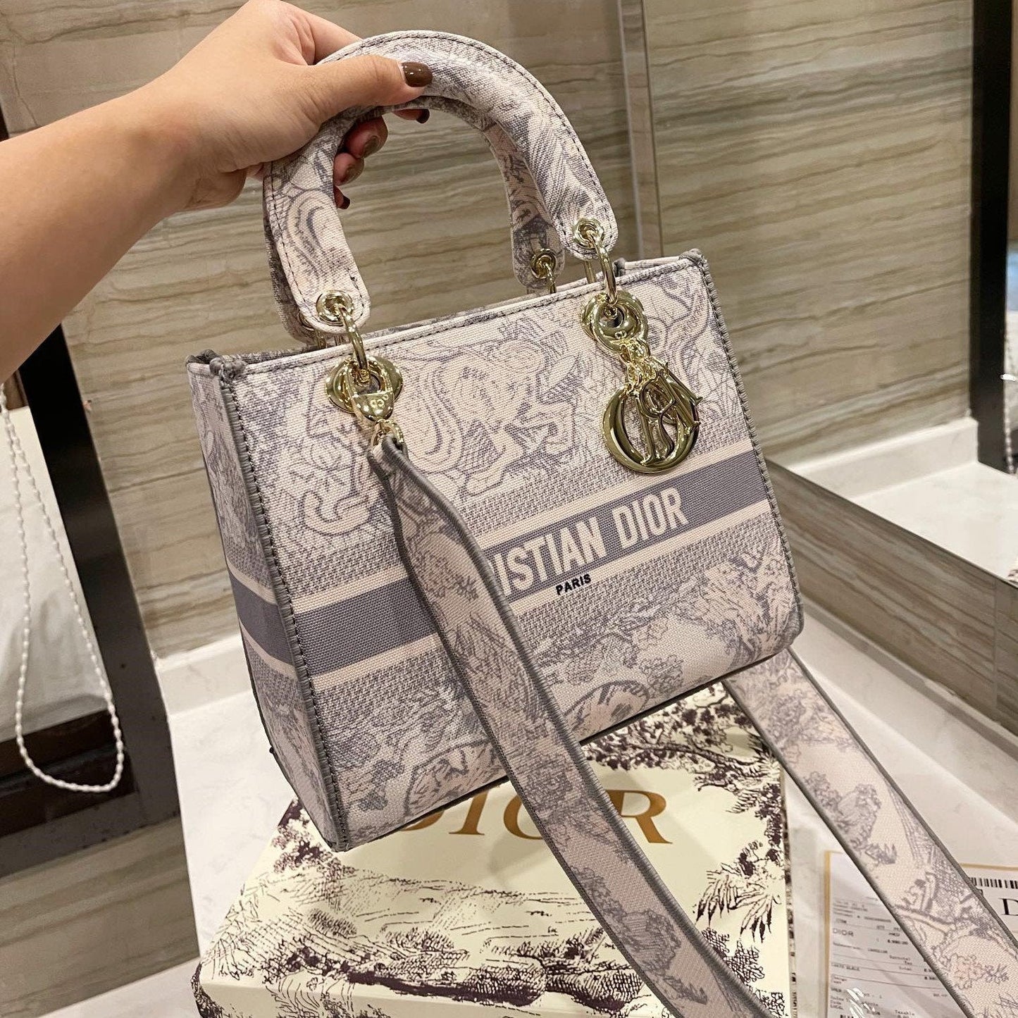 Exquisite+leather+bags-524