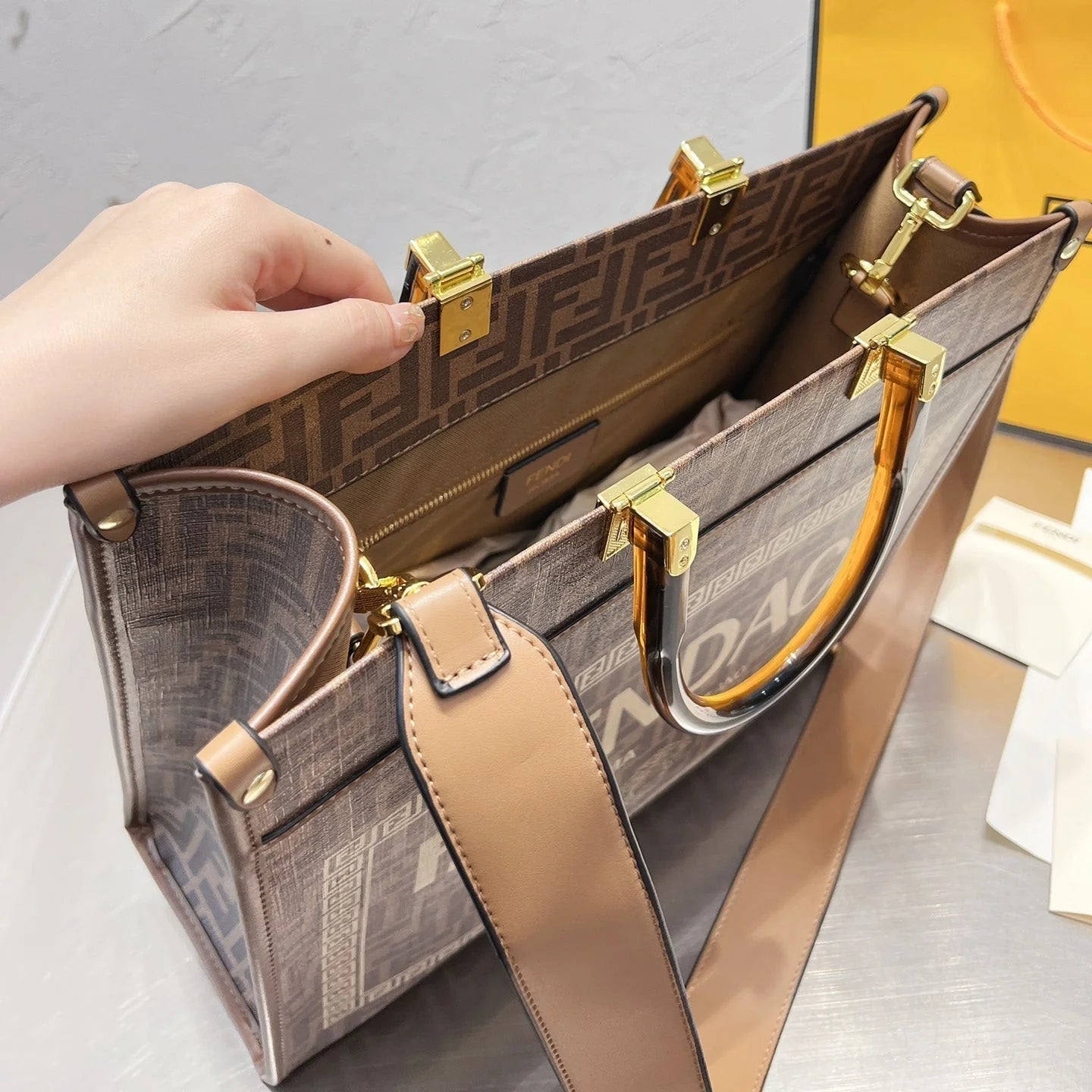 Exquisite+leather+bags-433