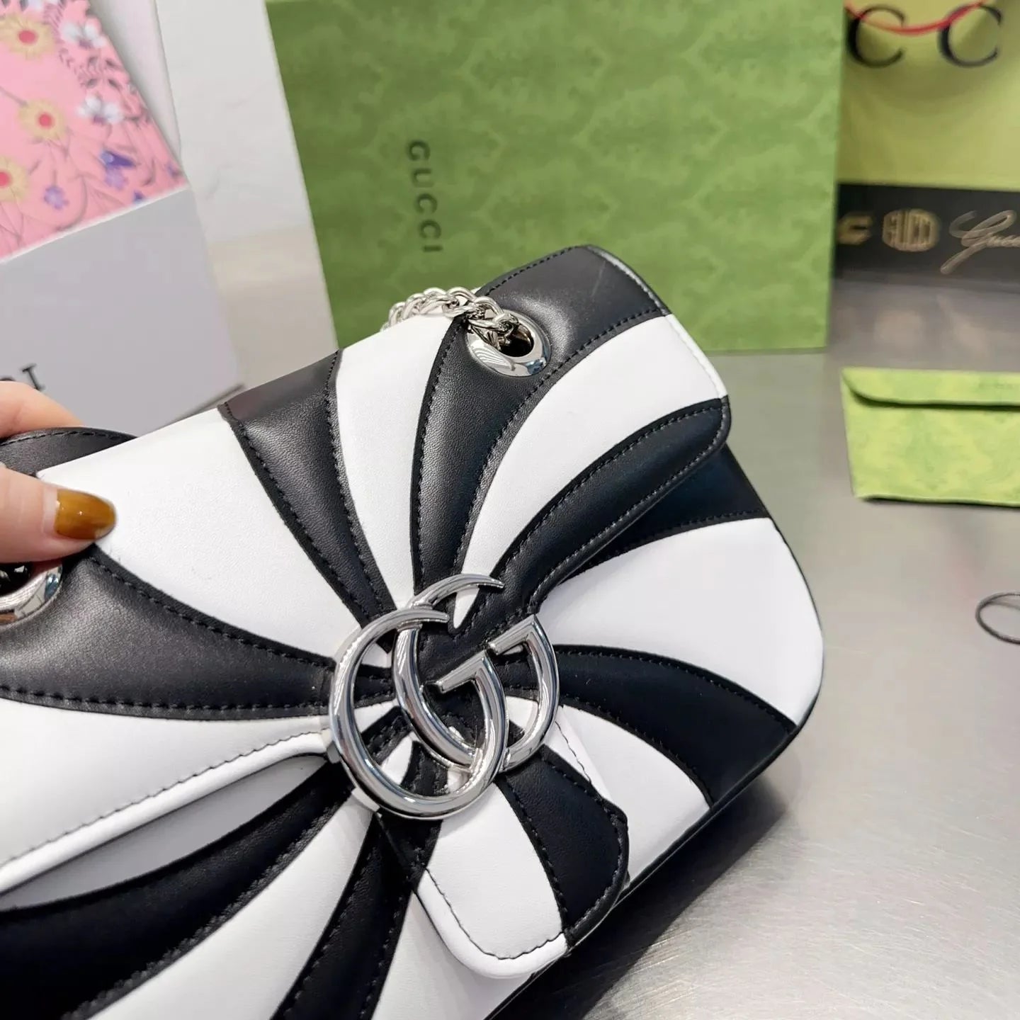 Exquisite+leather+bags-572