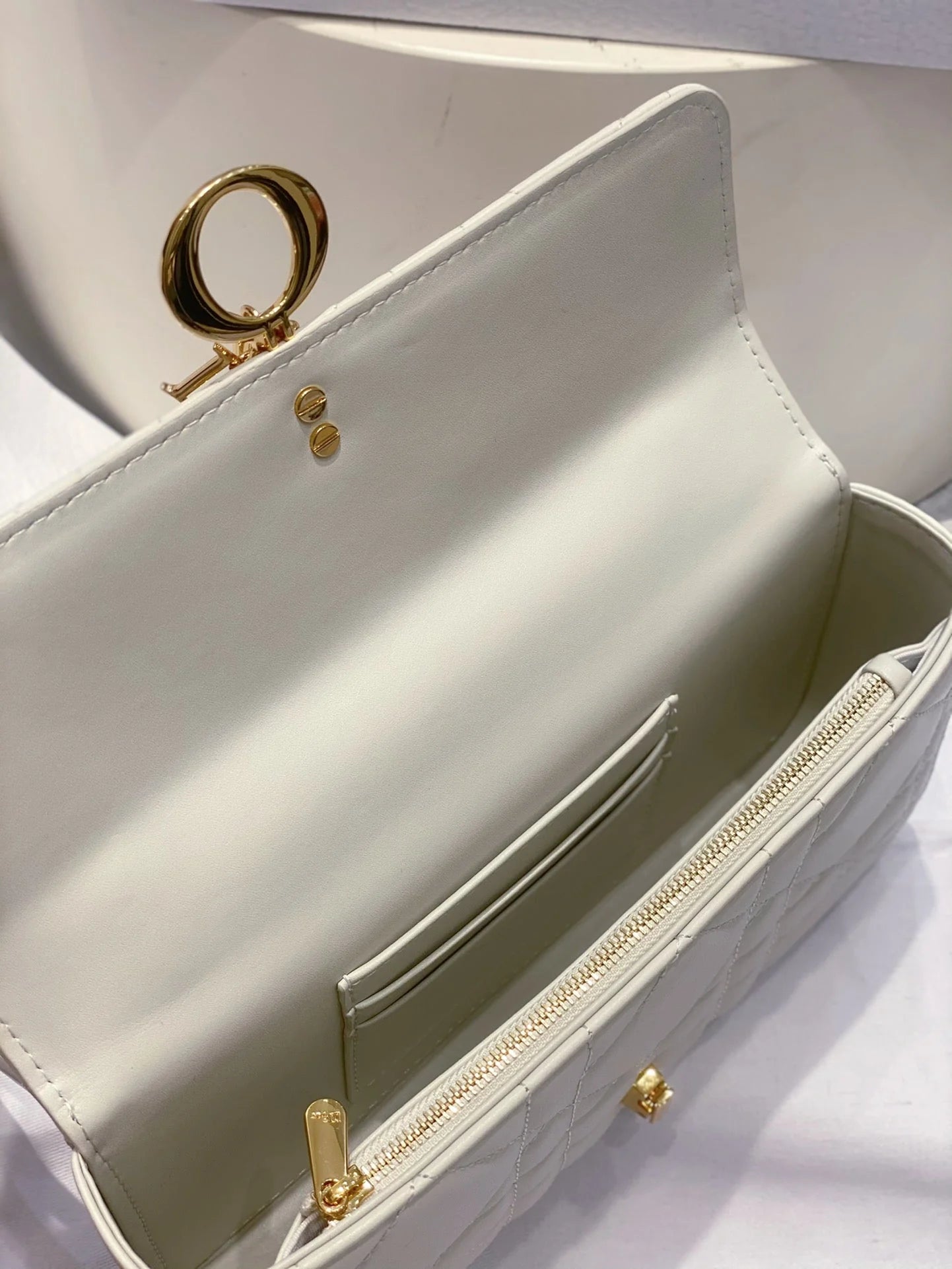 Exquisite+leather+bags-129