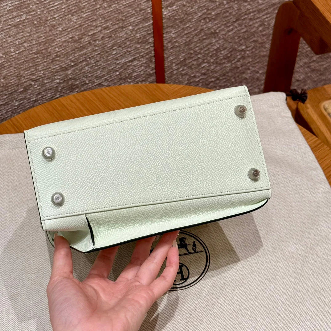 Exquisite+leather+bags-34