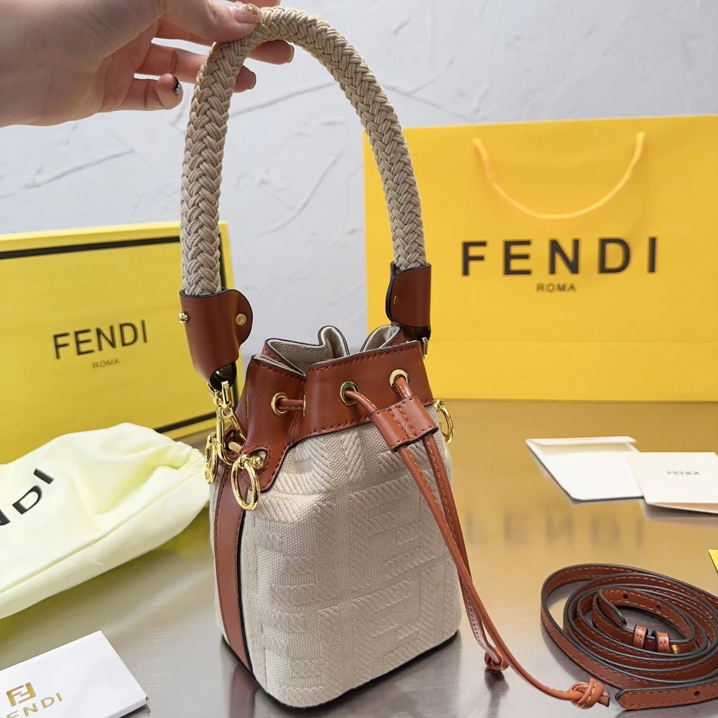 Exquisite+leather+bags-679