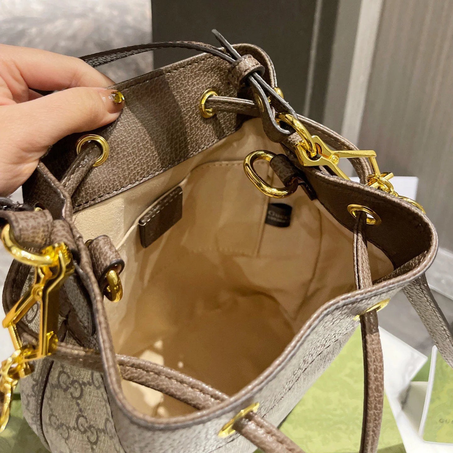 Exquisite+leather+bags-479