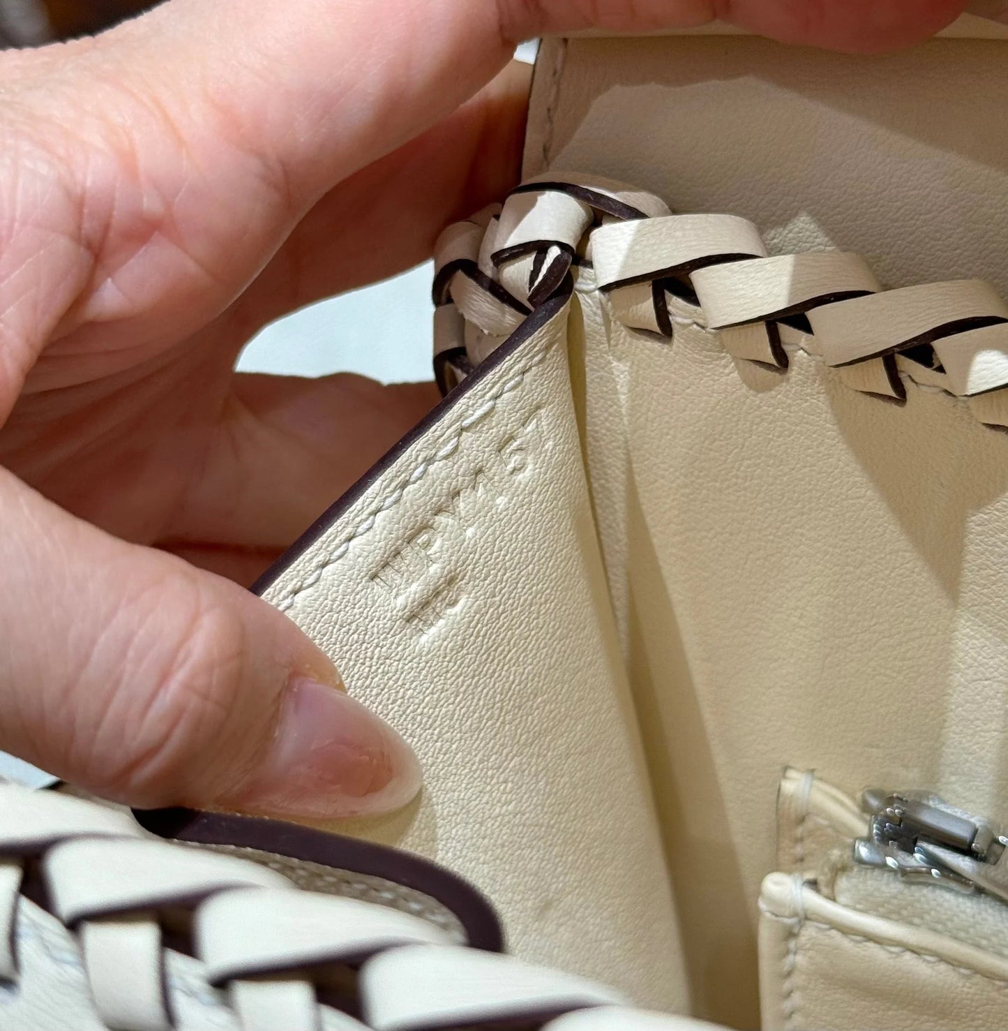 Exquisite+leather+bags-47