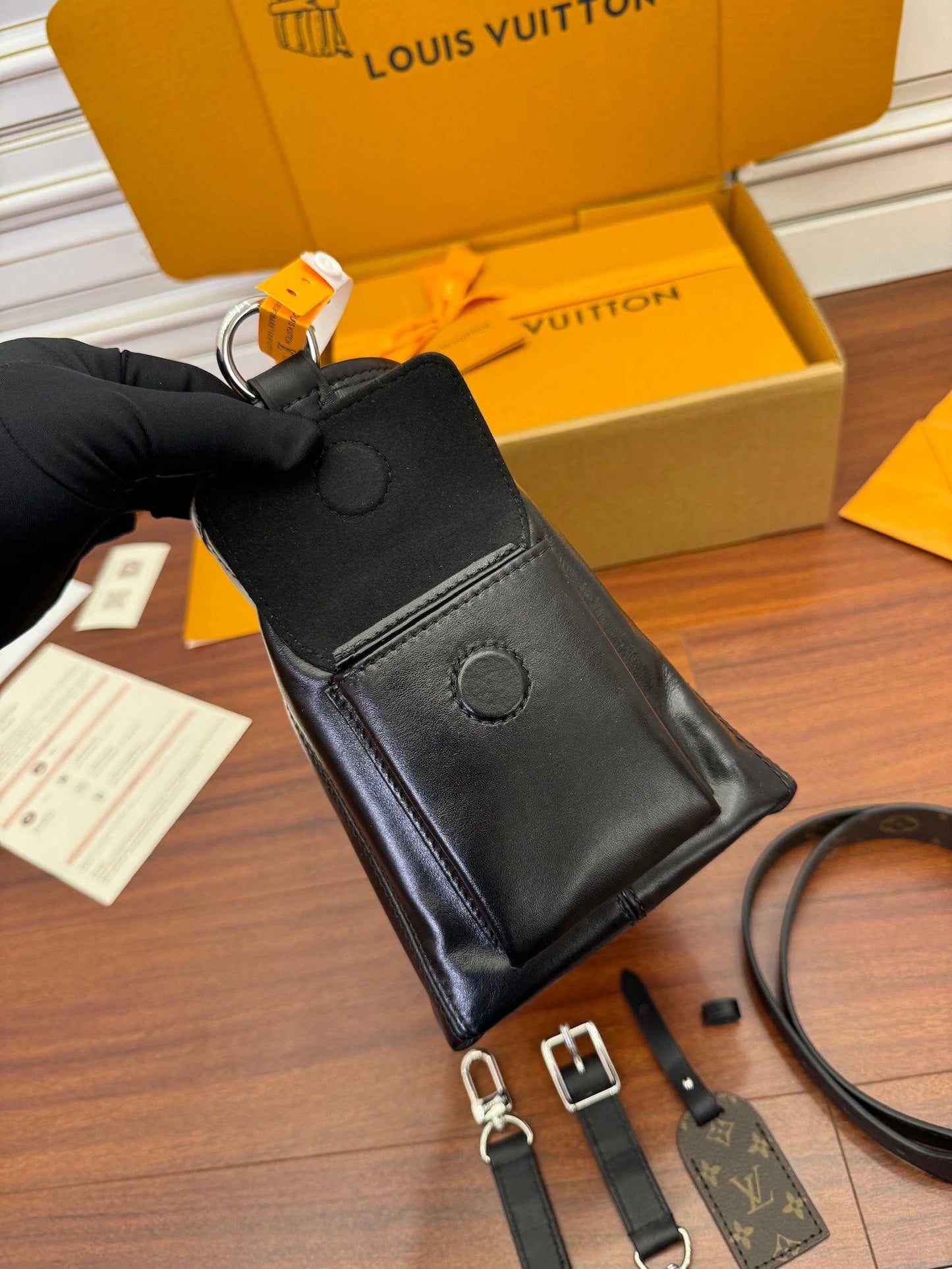 Exquisite+leather+bags-161