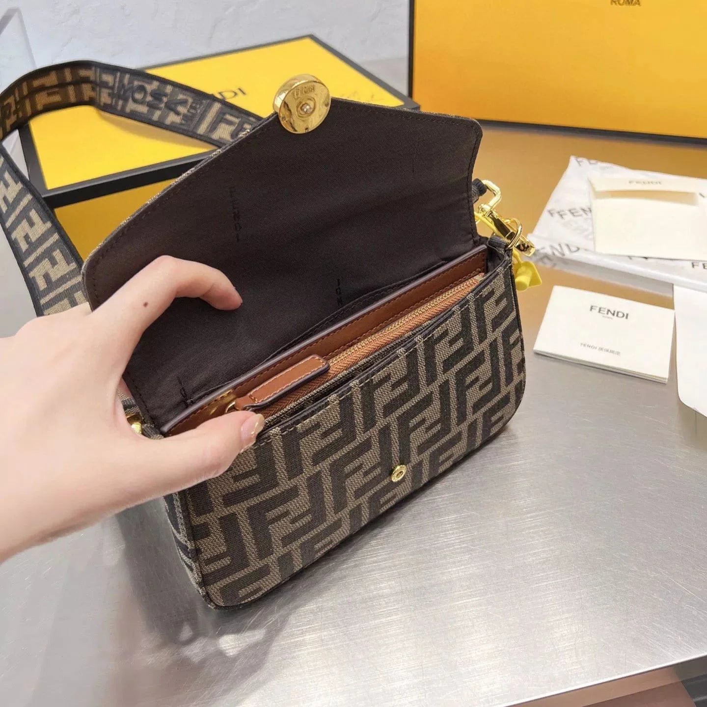 Exquisite+leather+bags-583