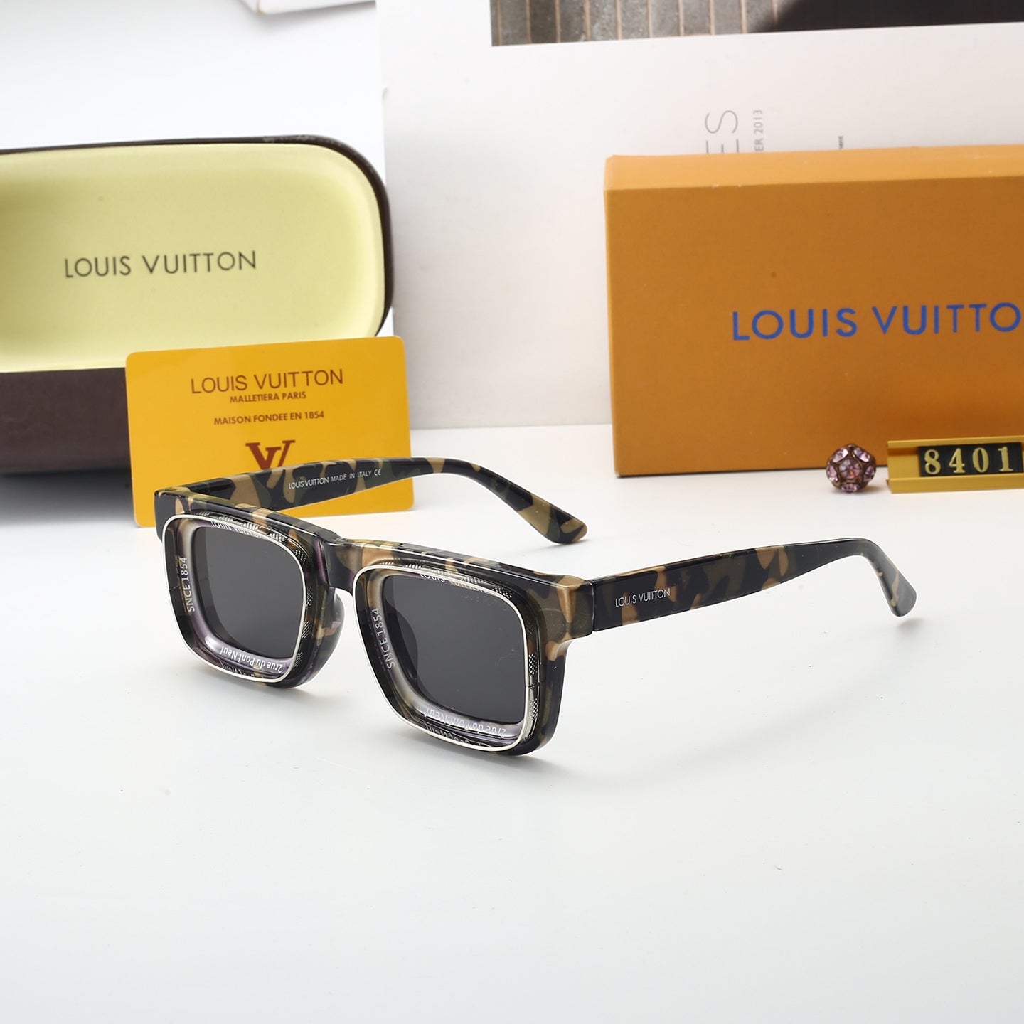 4-color UV-proof HD lenses, fashionable and versatile, super beautiful