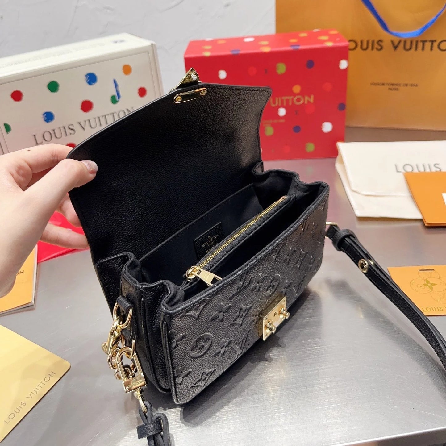 Exquisite+leather+bags-661