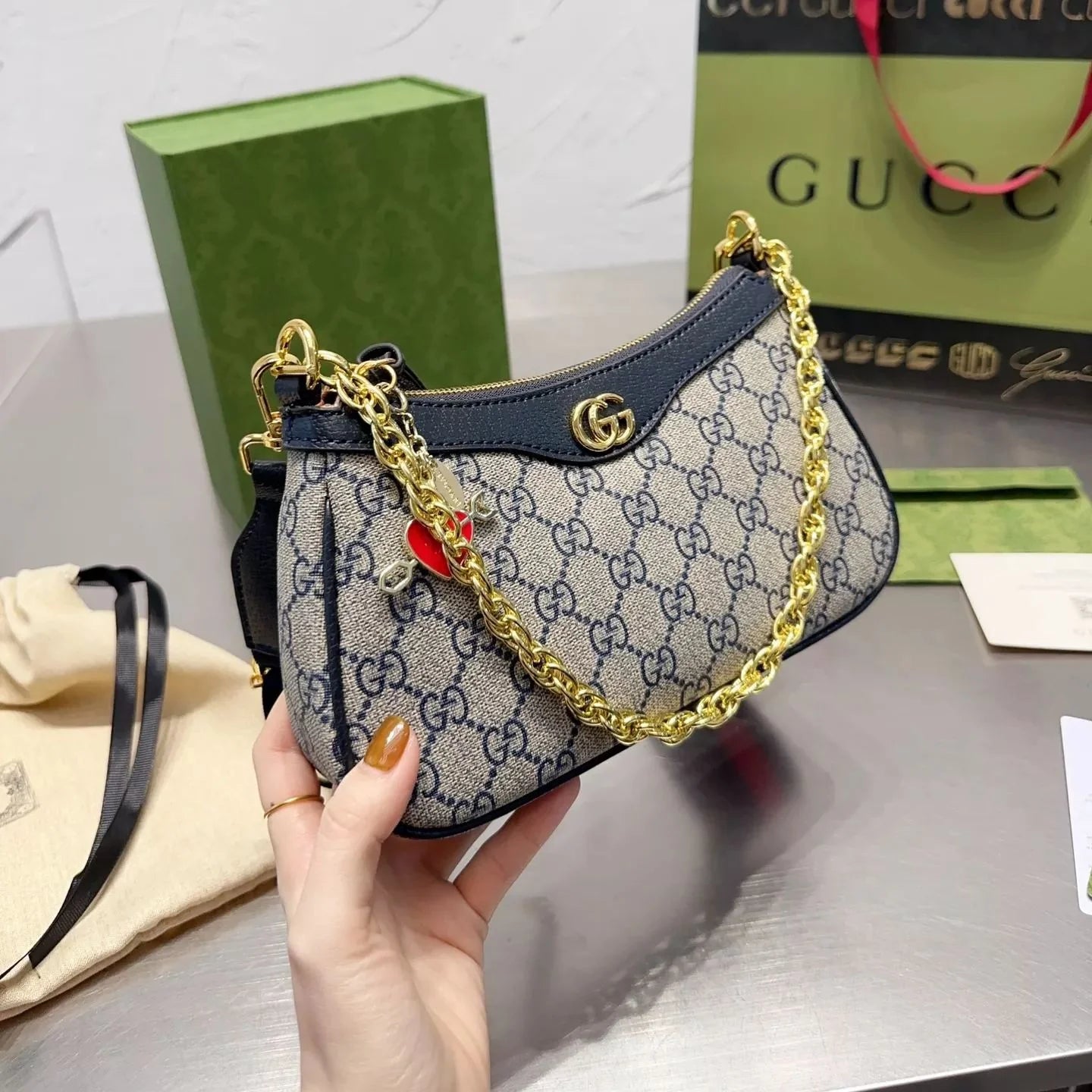 Exquisite+leather+bags-564