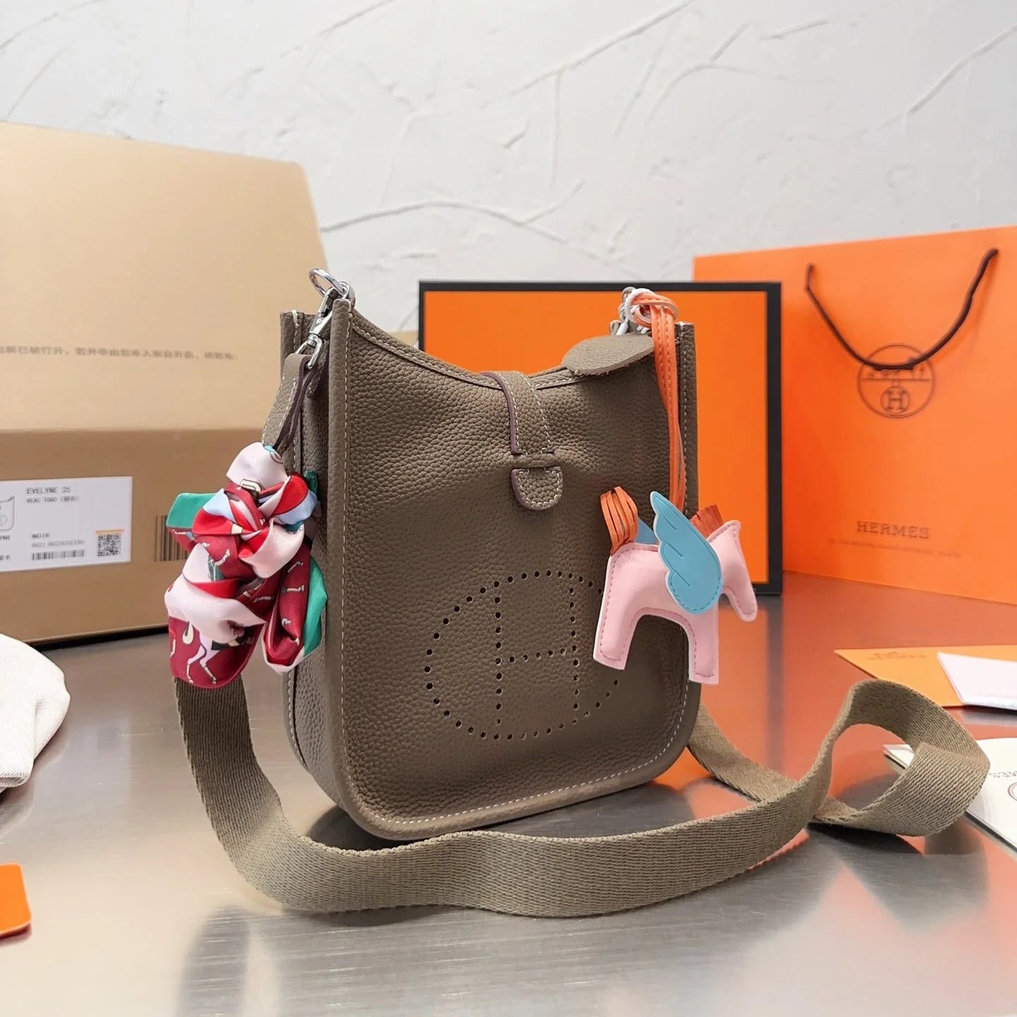 Exquisite+leather+bags-651