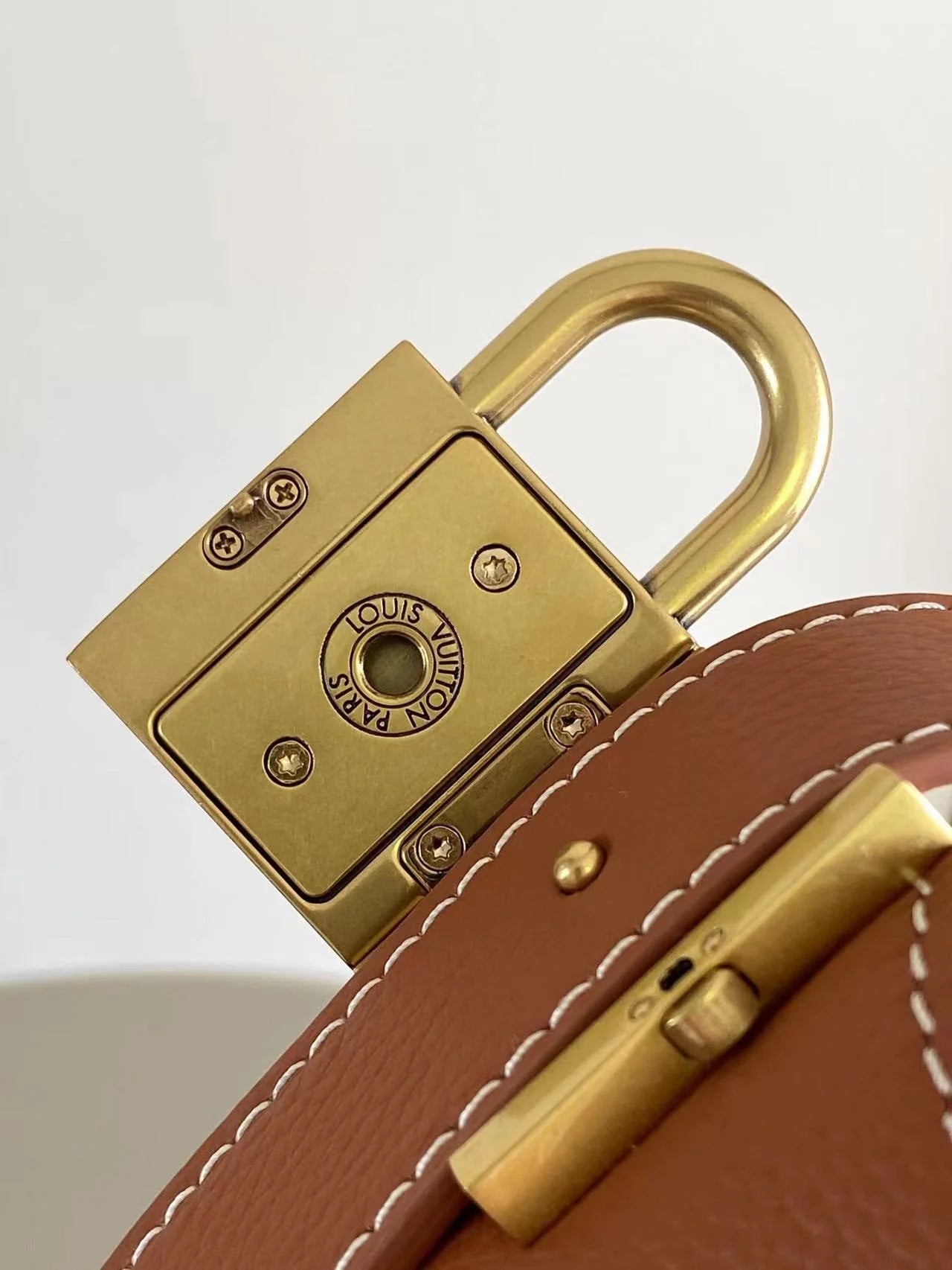 Exquisite+leather+bags-385