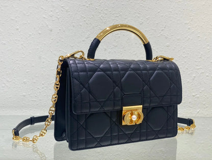 Exquisite+leather+bags-76