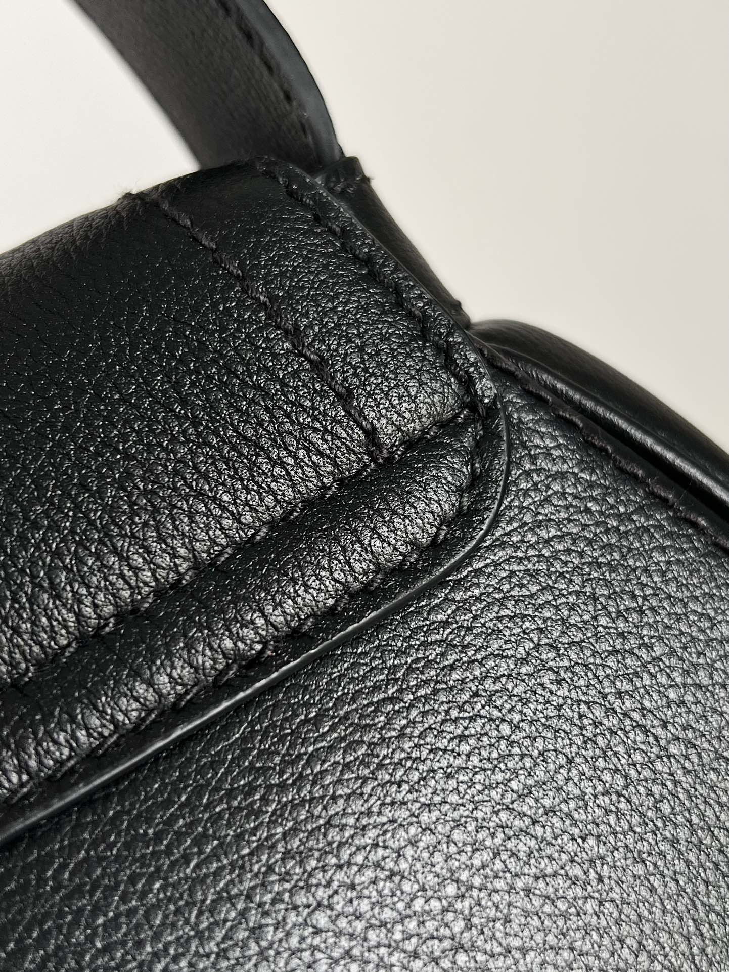 Exquisite+leather+bags-416