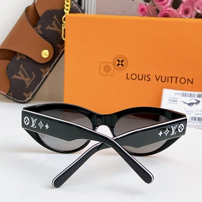 A classic shape with a striking contrast of colors, highlighting the ingenuity of the design