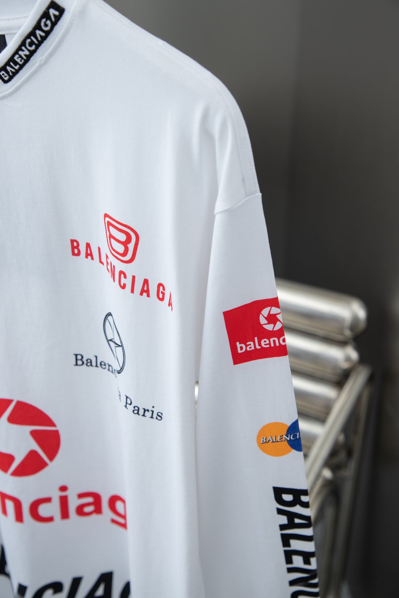 New printed long sleeve T-shirt
