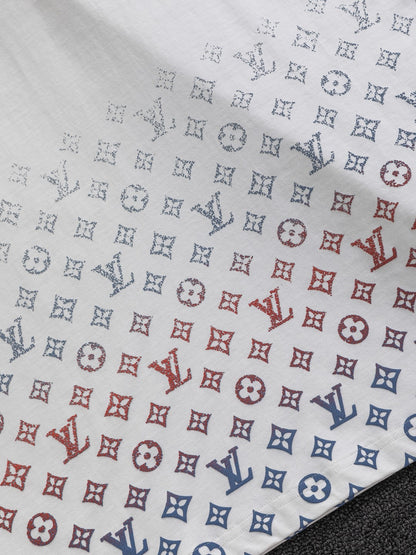 Gradient foam printing t-shirt