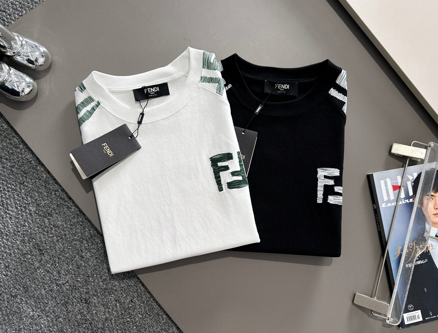Fashion embroidery t-shirt
