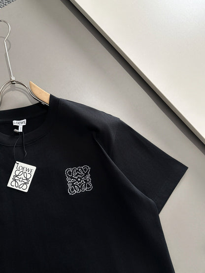 High quality embroidery t-shirt