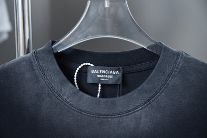 Washed fabric gradient printed t-shirt