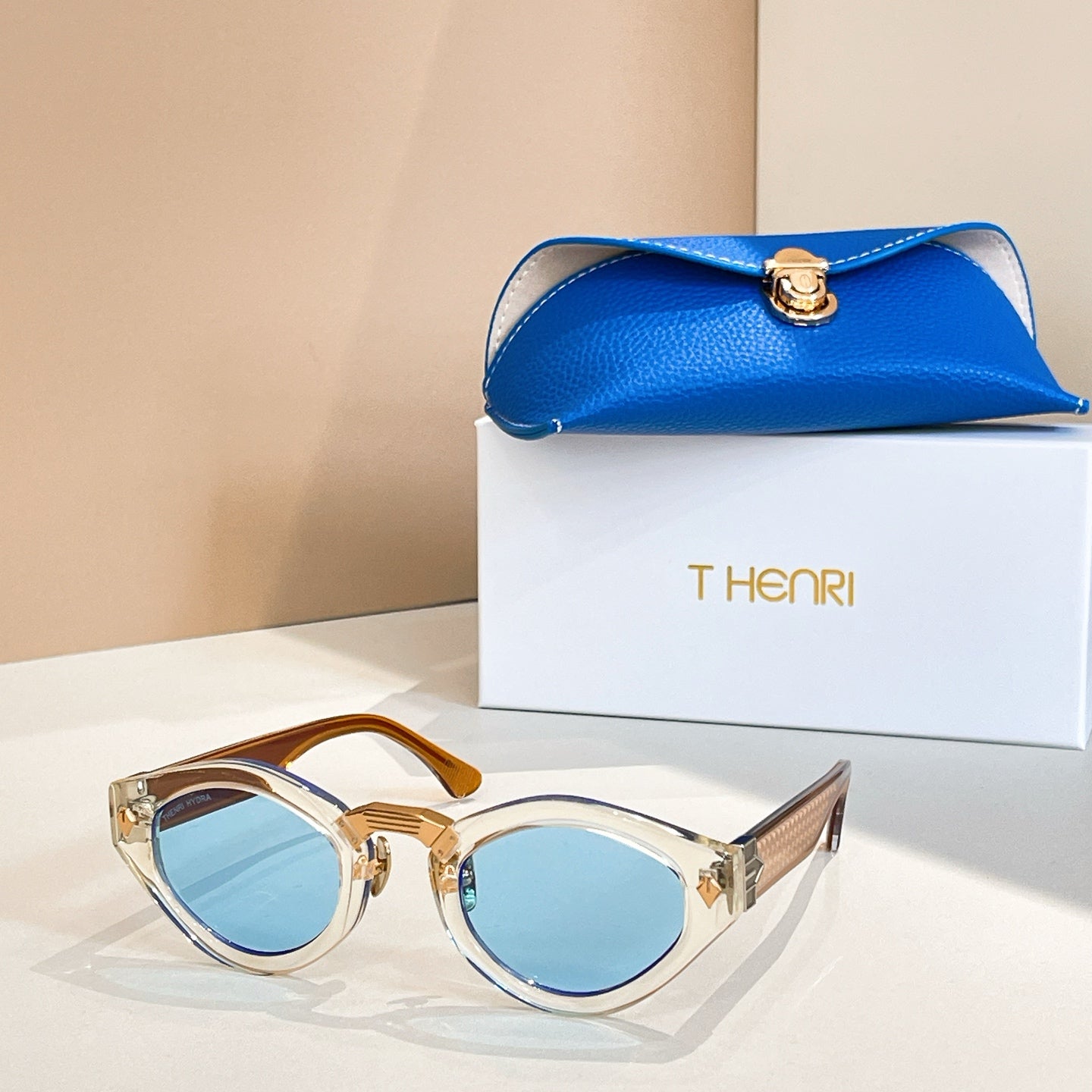 Cat Shape Full Frame Sunglasses