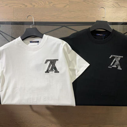 High quality patch embroidery t-shirt
