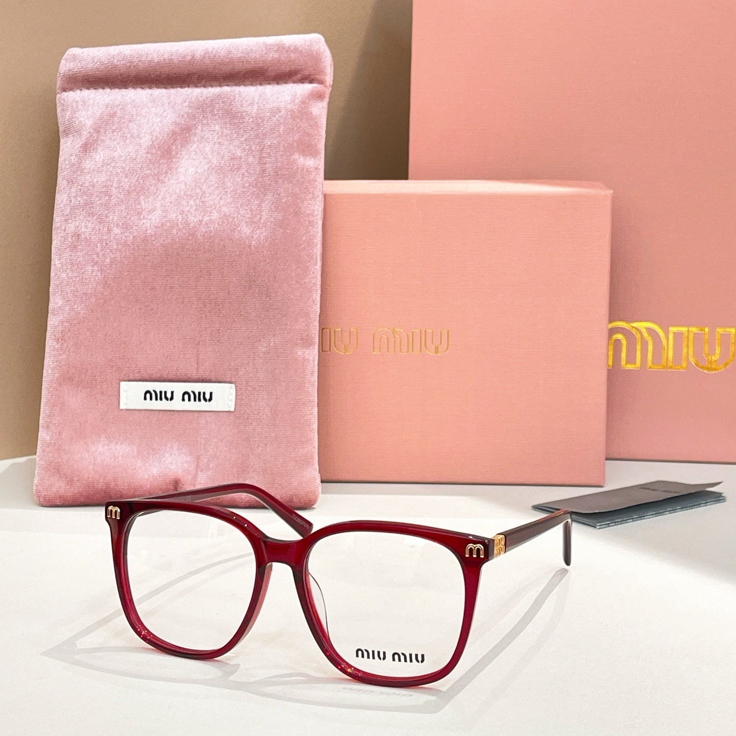 Transparent full frame glasses