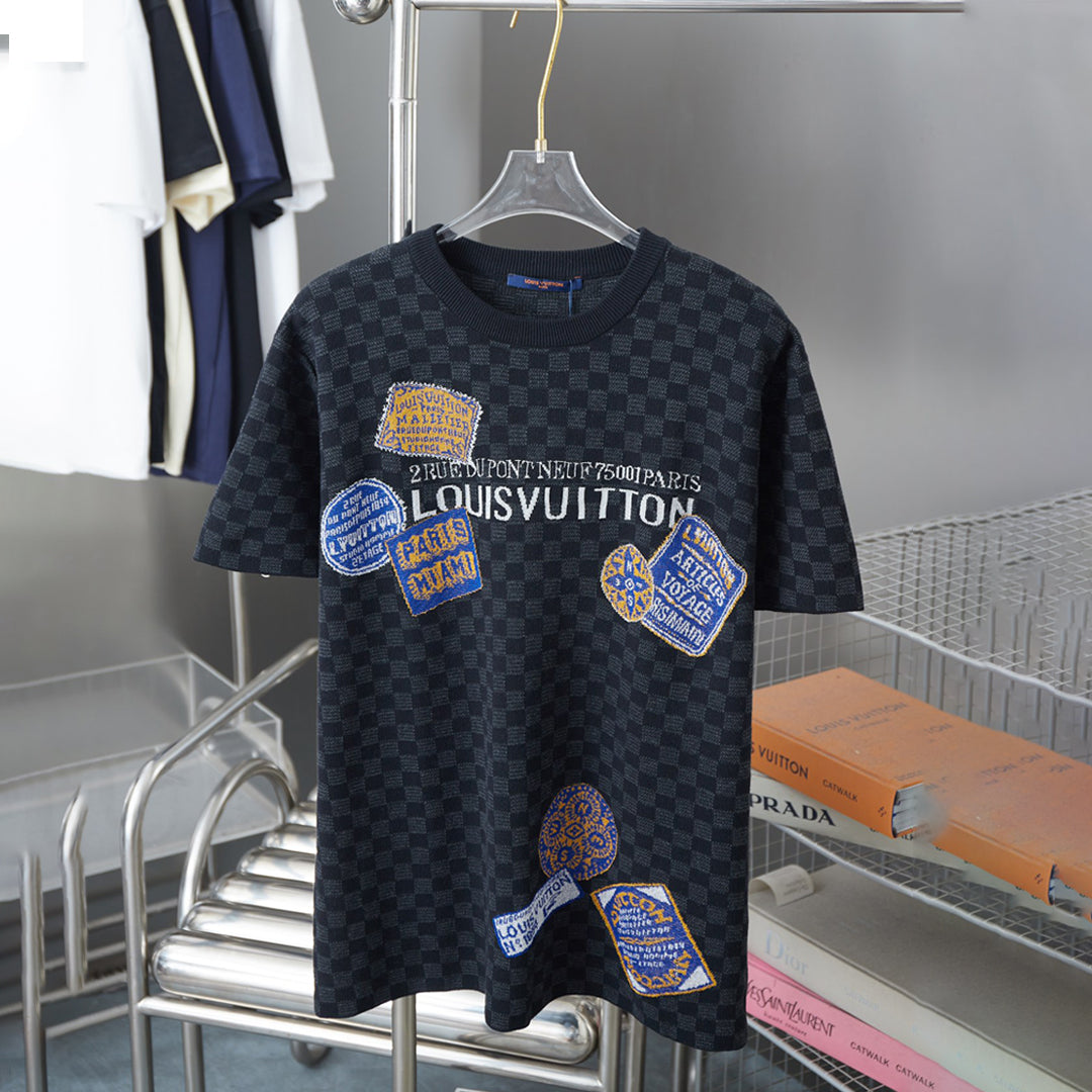 New fashionable patterned knitted T-shirt