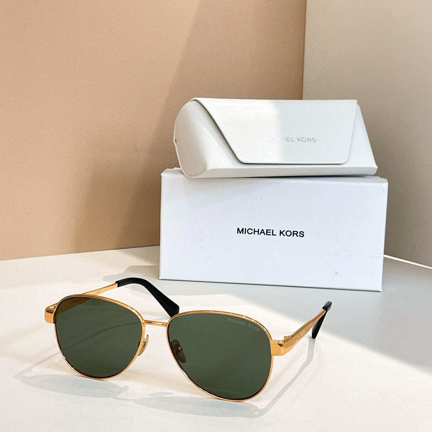 Metal full frame sunglasses